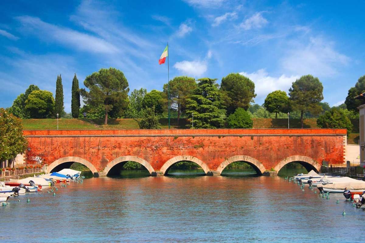 Acqua Verde Appartamenti Peschiera del Garda Dış mekan fotoğraf