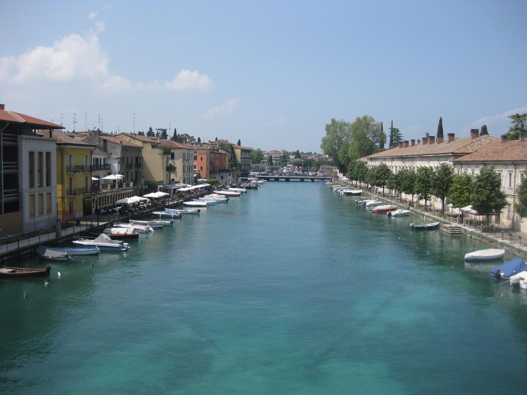Acqua Verde Appartamenti Peschiera del Garda Dış mekan fotoğraf